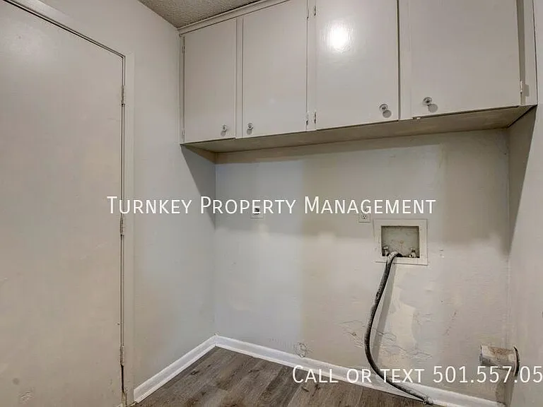 9012 Tanya Dr #B — Photo 11
