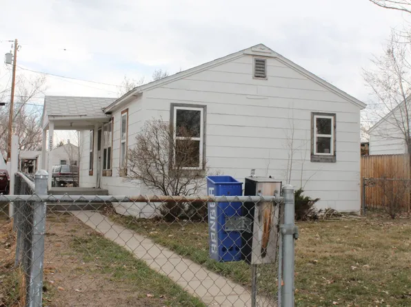 1009 E Roosevelt Ave, Riverton, WY 82501