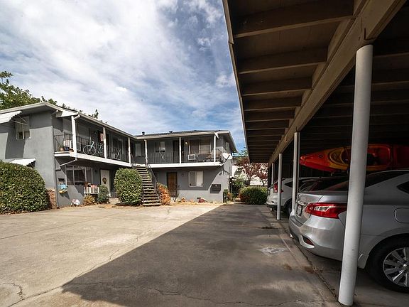 3rd image of 4431 Del Rio Road