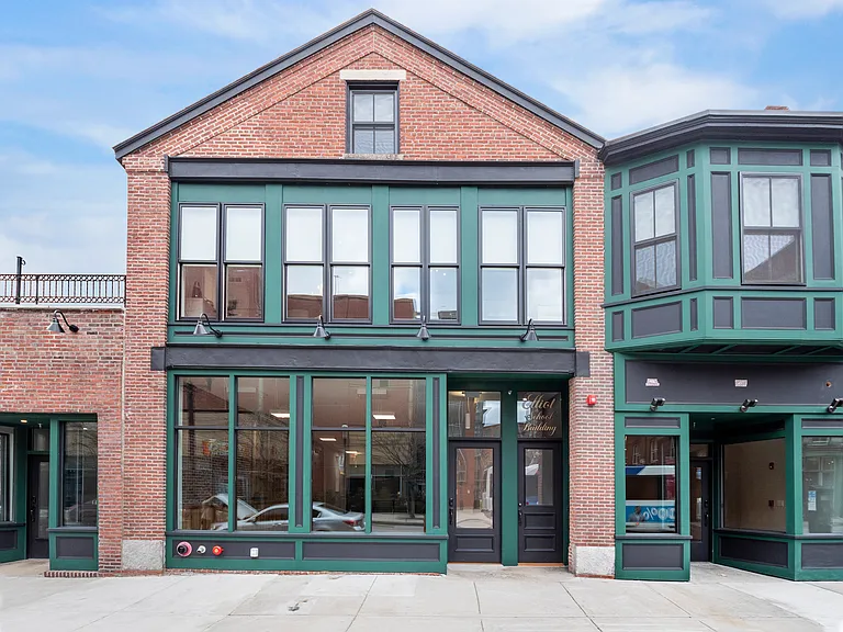 140 Middlesex St #3 — Photo 32
