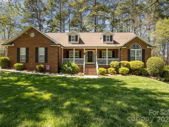 7736 Orchard Park Cir, Harrisburg, NC 28075