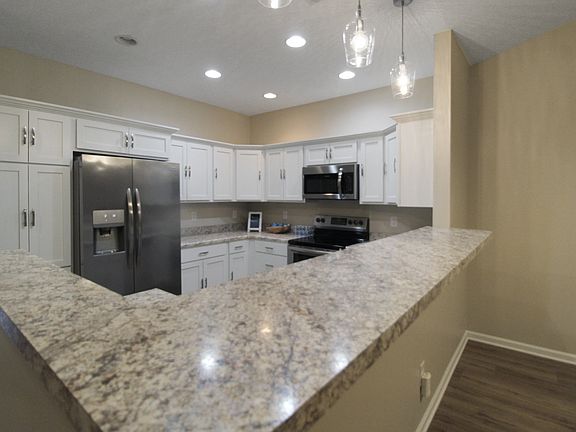 5th image of 4232 Payne Dr #6