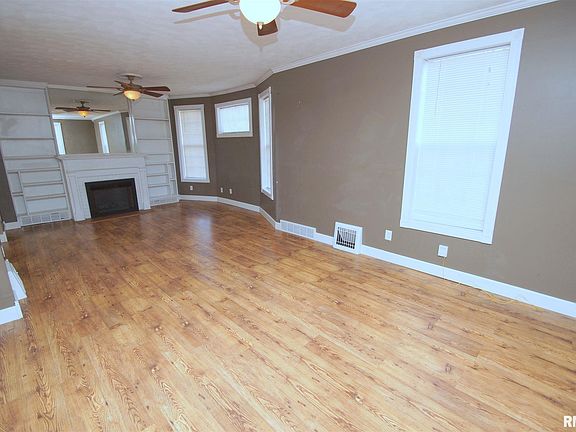 3rd image of 818 Kirkwood Blvd