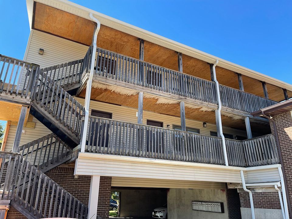 2nd image of 224 Sheetz St #15
