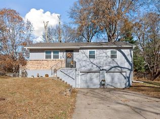 121 SW Westminister Rd, Blue Springs, MO 64014