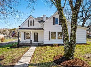 302 N Murray St, Gainesboro, TN 38562
