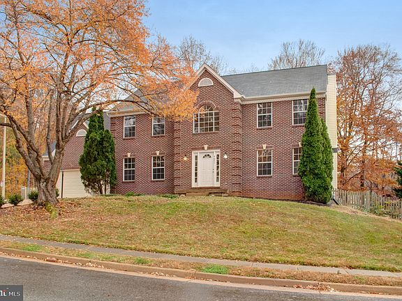 3rd image of 4671 Pearson Dr