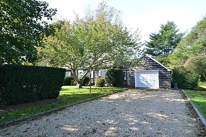 2nd image of 25 Osborne Ln