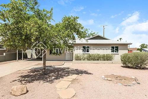4402 S Park Dr Photo 1