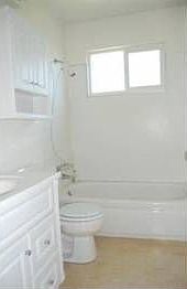 4th image of 9989 Lincoln Village Dr