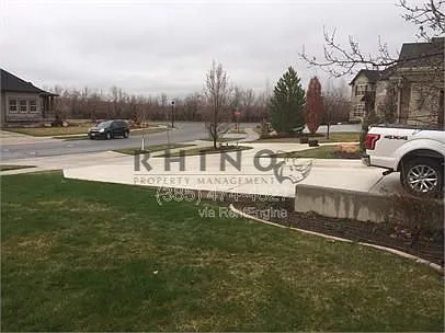 10319 S Ashley Park Dr — Photo 21