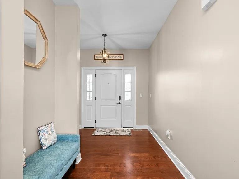 67 Cobblestone Ln — Photo 13