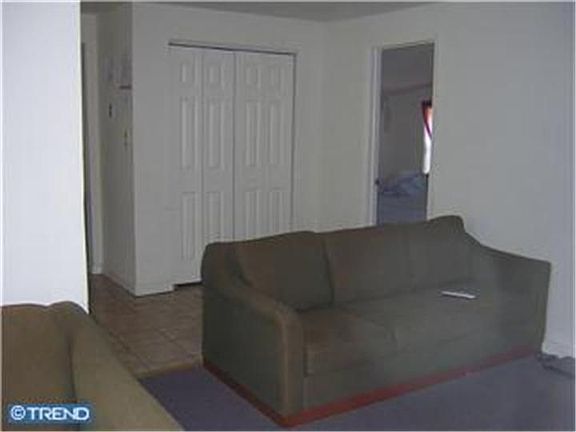 4th image of 2413 Newport Gap Pike