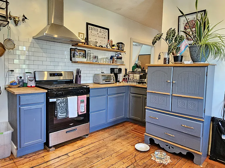 27 Cowper Ct #3 — Photo 3