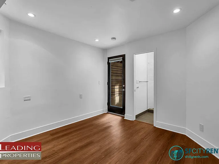 158 Linda St — Photo 15