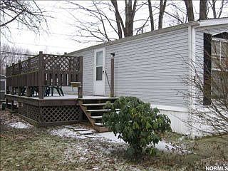 1st image of 26 Cypress Blvd