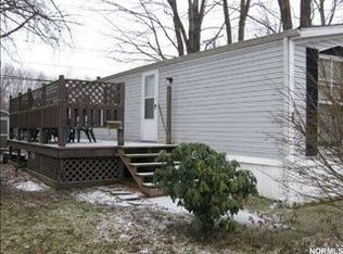 26 Cypress Blvd, Madison, OH 44057