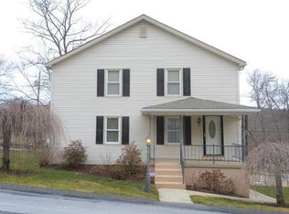 66 Campbell Ave, Cuddy, PA 15031