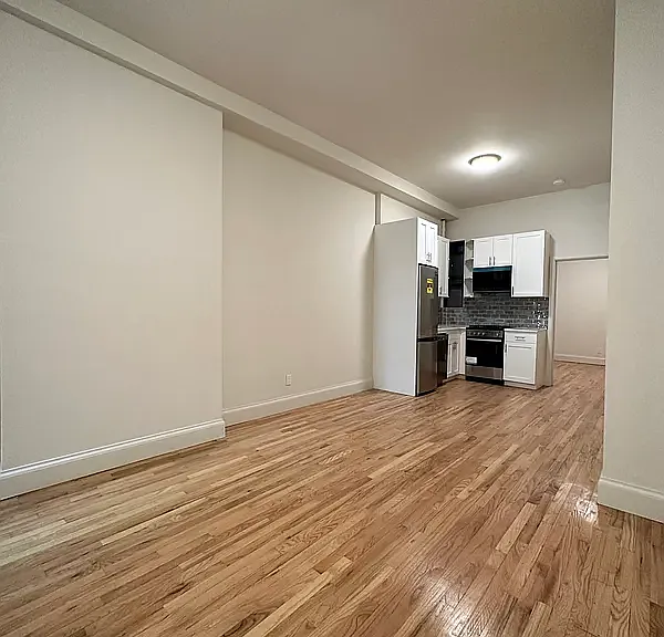 313 W 54th St #1RE — Photo 1