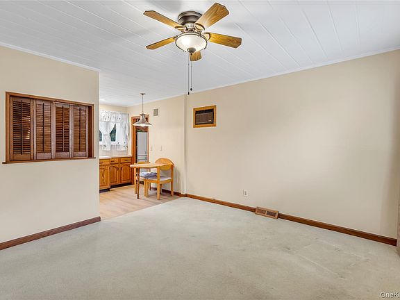4th image of 1580 N Gardiner Drive