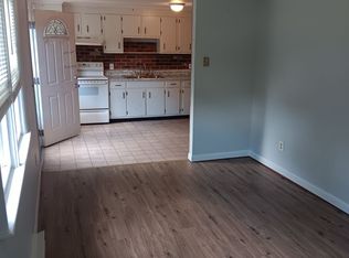 (Undisclosed Address), North Kingstown, RI 02852