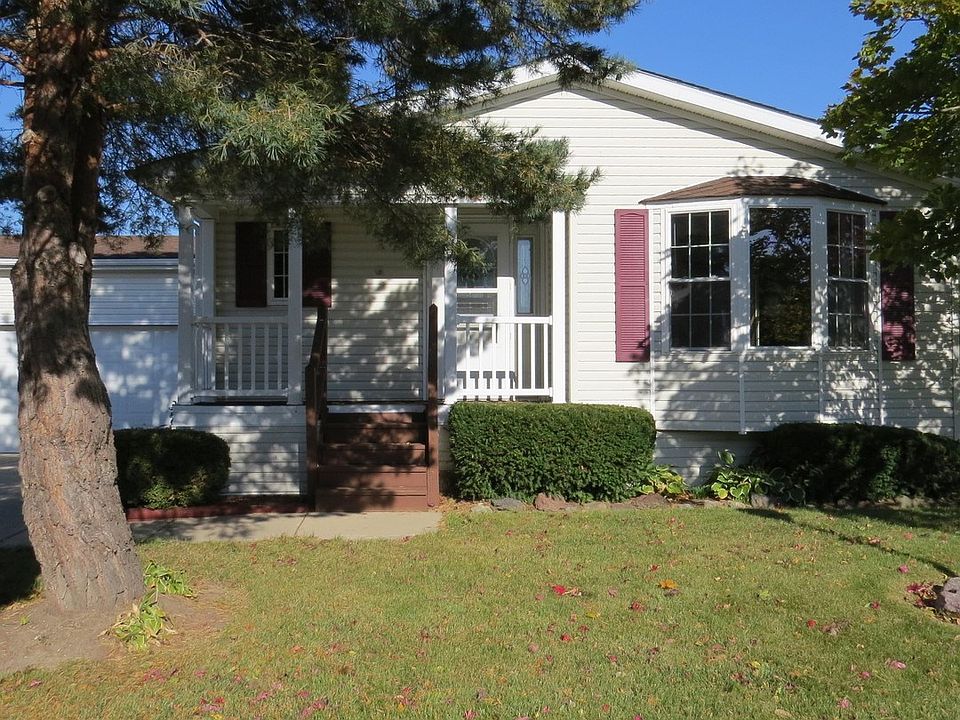 1st image of 462 Meadowlark Cir