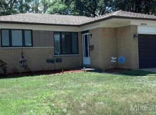 38779 Summers St, Livonia, MI