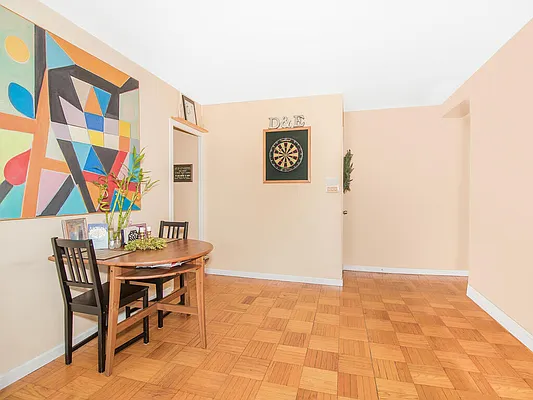 Sold by Pantiga Group | media 4