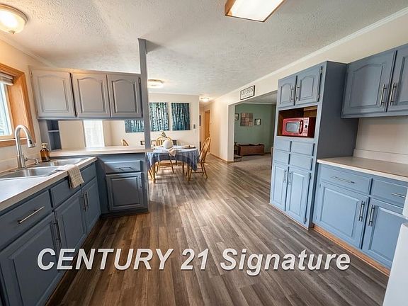 3rd image of 277 Armstrong Ave
