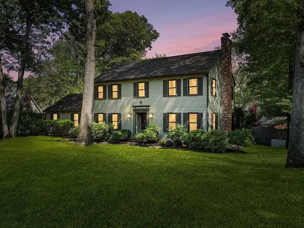 20 Olde Colony Dr, Shrewsbury, MA 01545