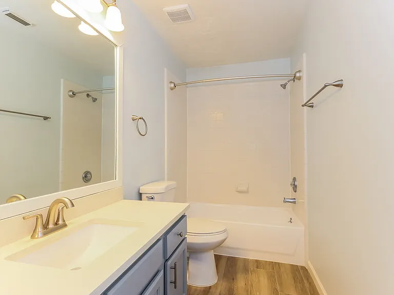 318 Lazy Ln — Photo 15