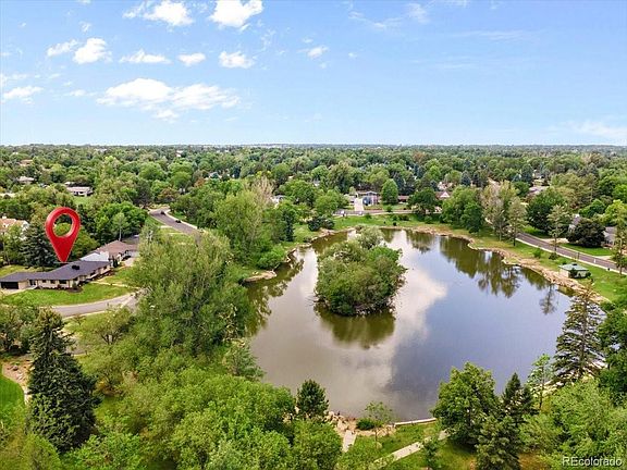 3rd image of 1610 Lakeside Drive