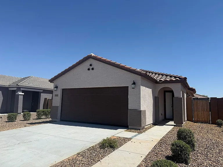 36605 W Mondragone Ln — Photo 1