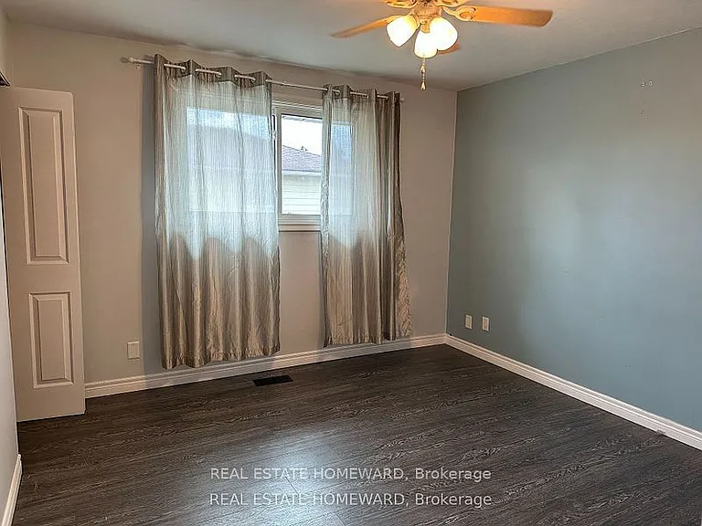 511 Harris Ct #UPPER — Photo 7