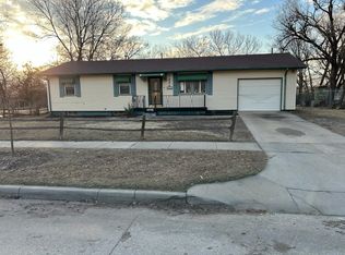 1625 N Ash Ave, Wichita, KS 67214