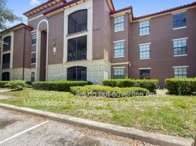 6141 Metrowest Blvd