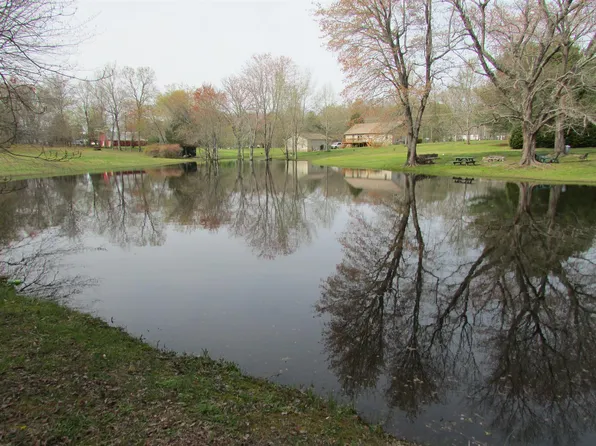 999 Belmont Rd, Manchester, TN 37355