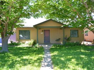 1104 Richmond Dr NE, Albuquerque, NM 87106