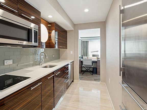 4th image of 551 N Fort Lauderdale Beach Blvd #2304