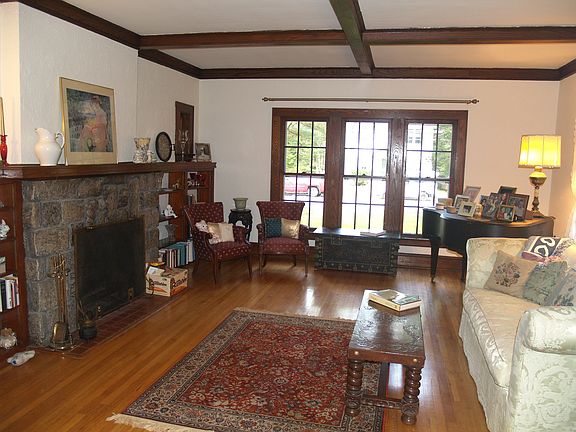 Living Rm w/ wood burning fireplace