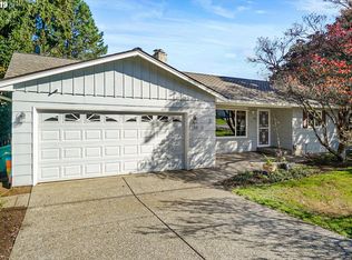 159 NW Dogwood Dr, Dundee, OR 97115