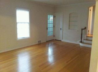 636 N 104th St, Wauwatosa, WI 53226