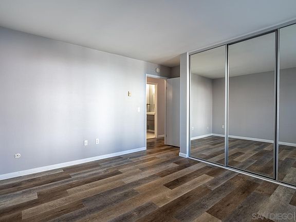 4th image of 3003 1st Ave Unit 1