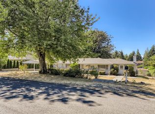 4135 85th Ave SE, Mercer Island, WA 98040