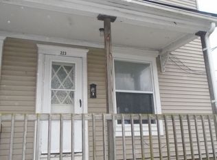 223 E 15th St, Muncie, IN 47302