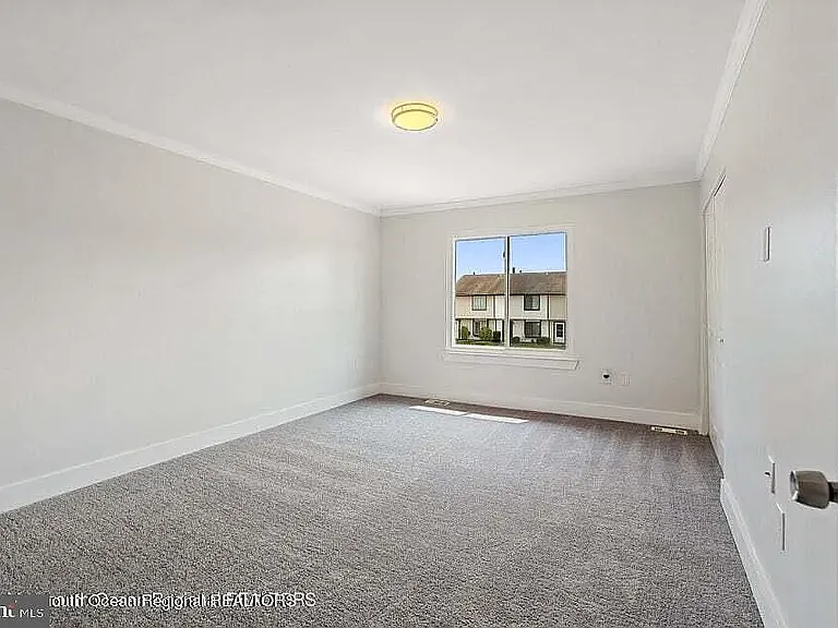 19 Creek Rd — Photo 7