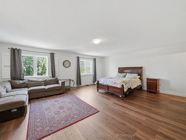 294 Miller Park Ave — Photo 23