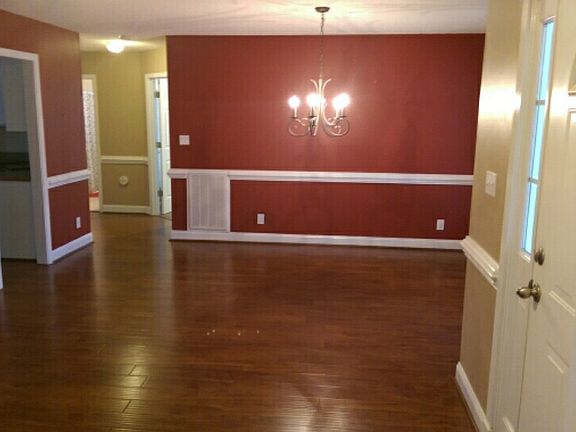 3rd image of 351 Foxcress Dr