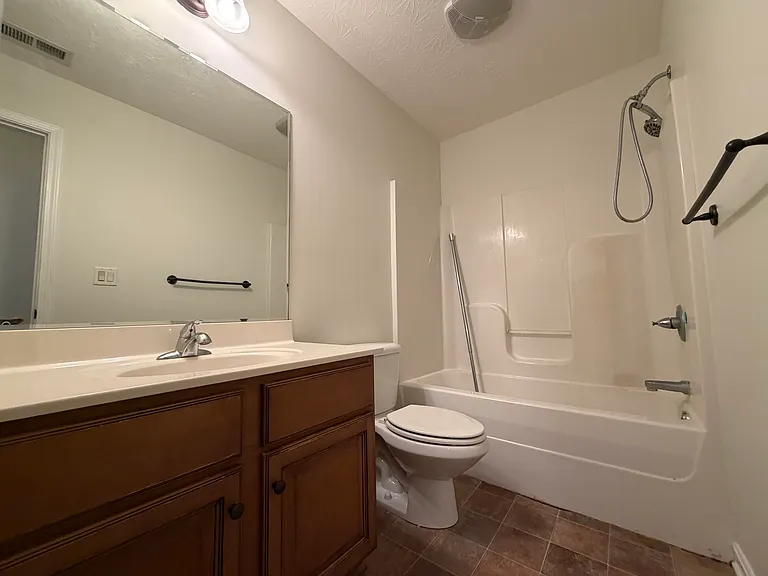 8214 Rachel Ln — Photo 14