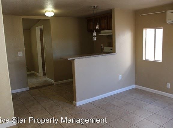 2nd image of 2111 Franklin St #C